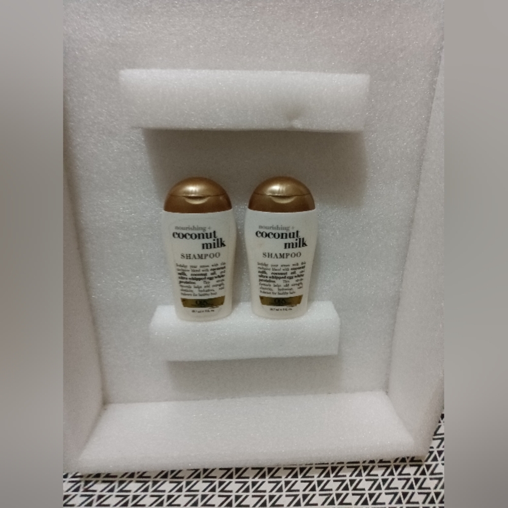 OGX Nourishing + Coconut Milk Shampoo Set